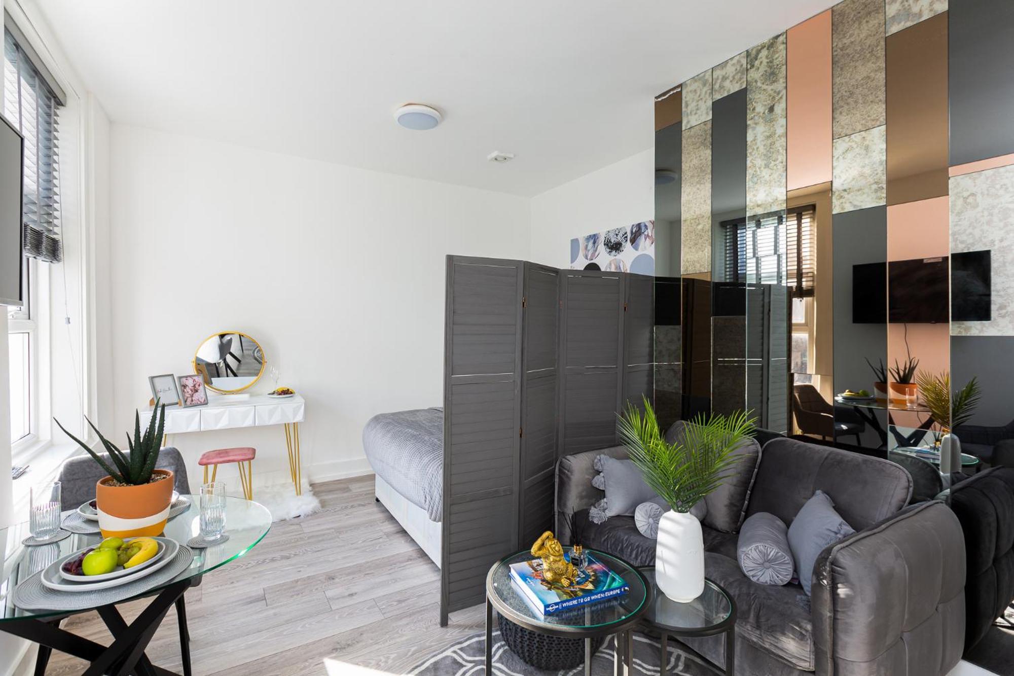 Trendy And Spacious Studio Near Notting Hill 1 ลอนดอน ภายนอก รูปภาพ