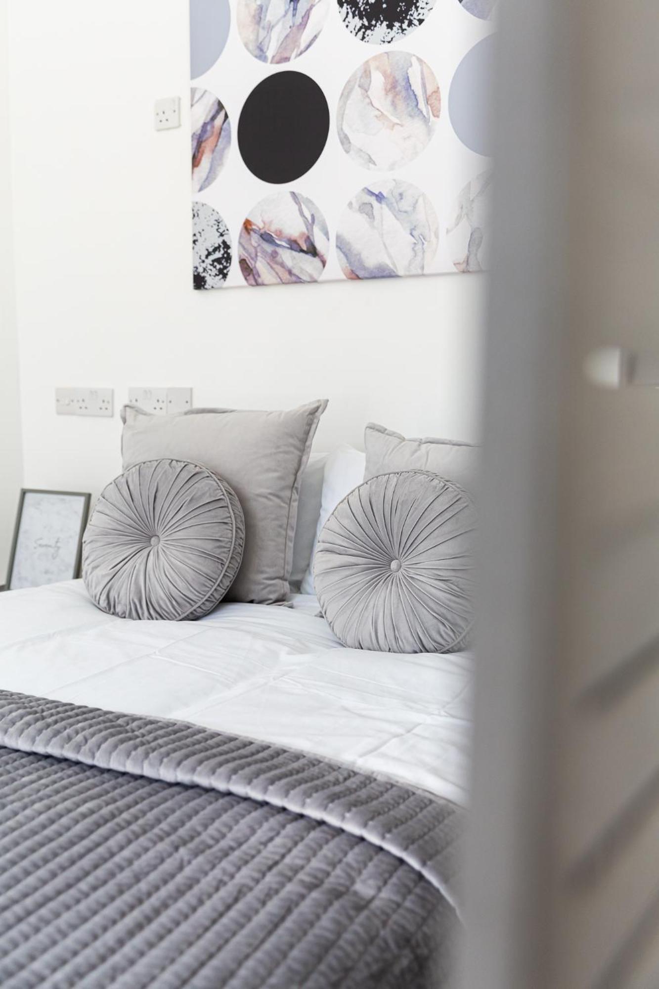 Trendy And Spacious Studio Near Notting Hill 1 ลอนดอน ภายนอก รูปภาพ